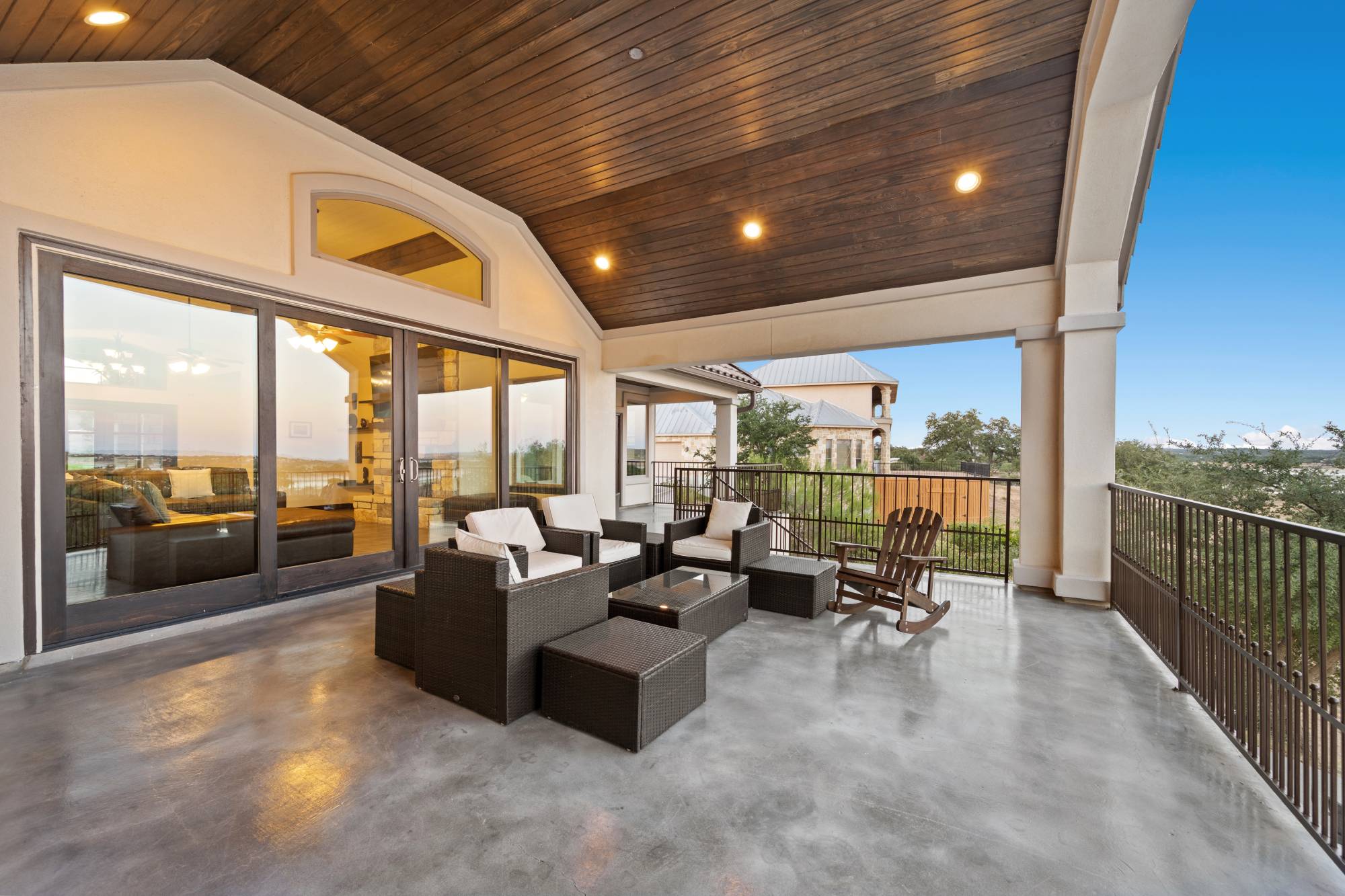 TERRASSE_BETON | 3JTP Comment choisir le dallage idéal pour une terrasse durable et facile d’entretien ? Guebwiller 2